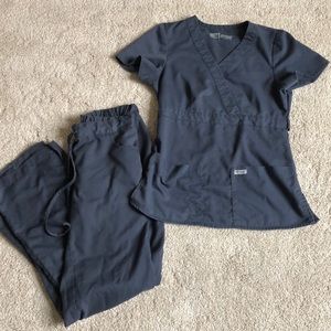 Greys anatomy scrubs xs guc